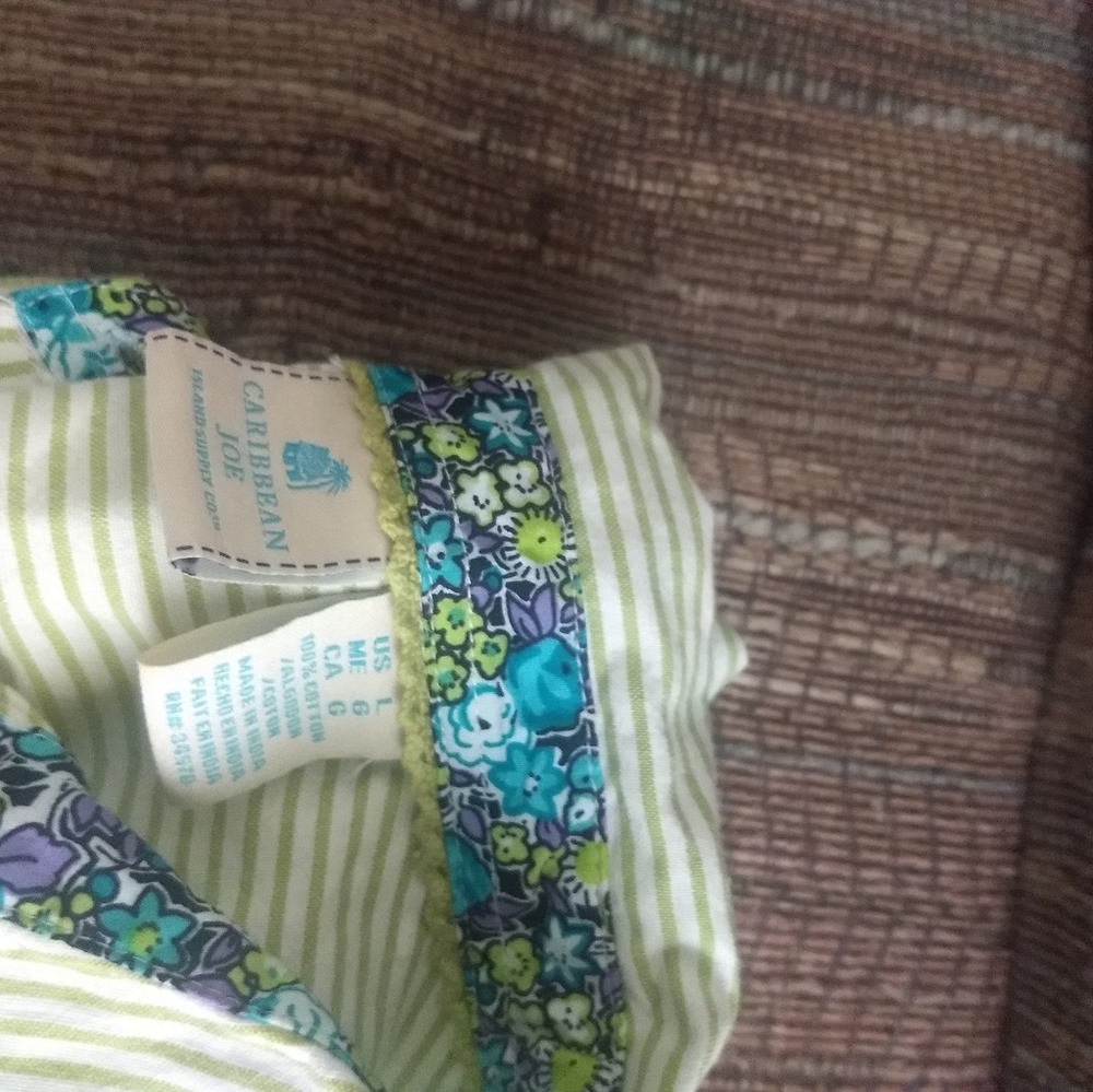 Lg button down top - Picture 2 of 3